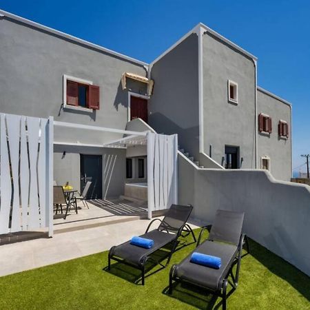 Christianna & George Luxury Hot Tub Apartment Fira  Esterno foto