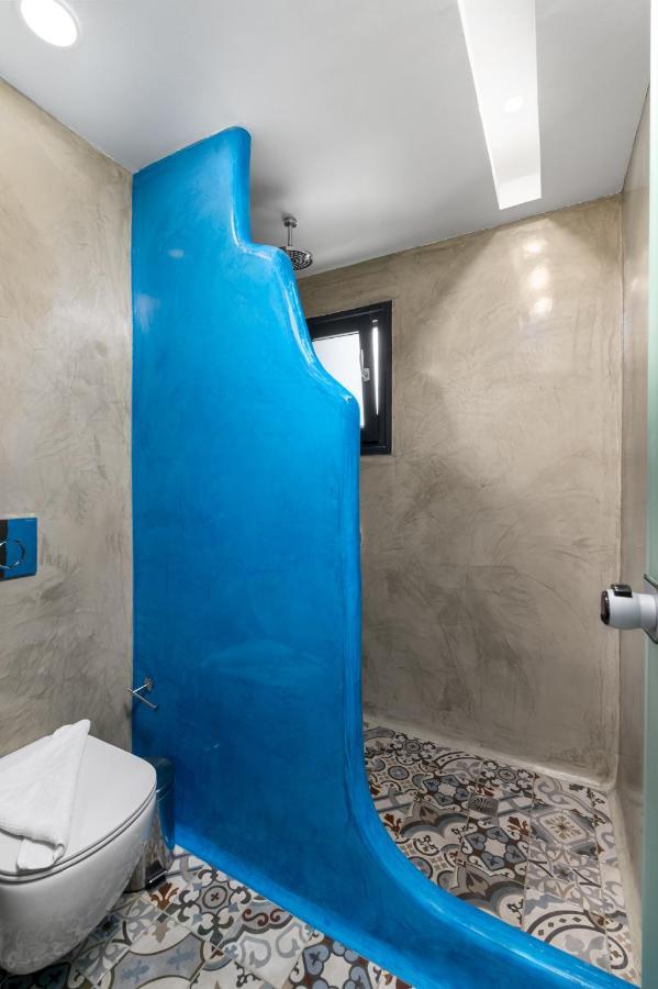 Christianna & George Luxury Hot Tub Apartment Fira  Esterno foto